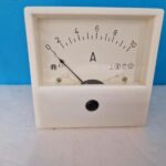 ANALOG PANEL METER 80x80mm 10Α AC