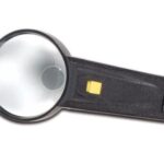 ILLUMINATED MAGNIFYING GLASS - Ø 80mm with 2 glasses (dioptrie 3x & 10x)