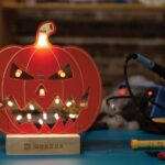 Halloween Κολοκύθα Κιτ συγκόλλησης, σανίδα XL με βάση -- εκπαιδευτικό και δημιουργικό κιτ δόμησης STEM / Halloween pumpkin, Soldering kit, XL board,  with holder, educational and creative STEM building kit