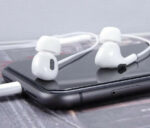 Bluetooth ακουστικά STEREO με βύσμα LIGHTNING   /   Bluetooth STEREO headphones with LIGHTNING plug - Image 4